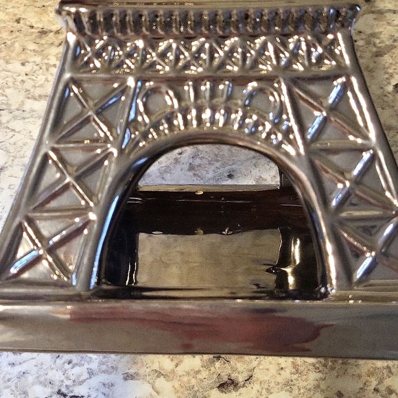 Silver Mirror Glaze Ceramic Eiffel Tower Figurine - Picture 6 of 10